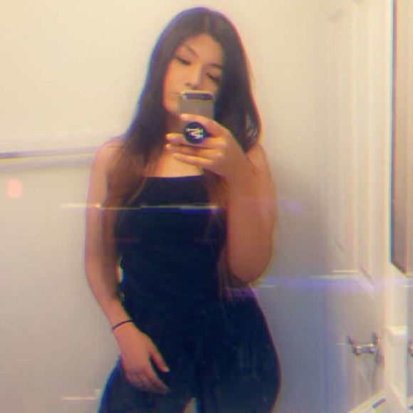 Meet your Posher, Miriam - Picture 1 of 1